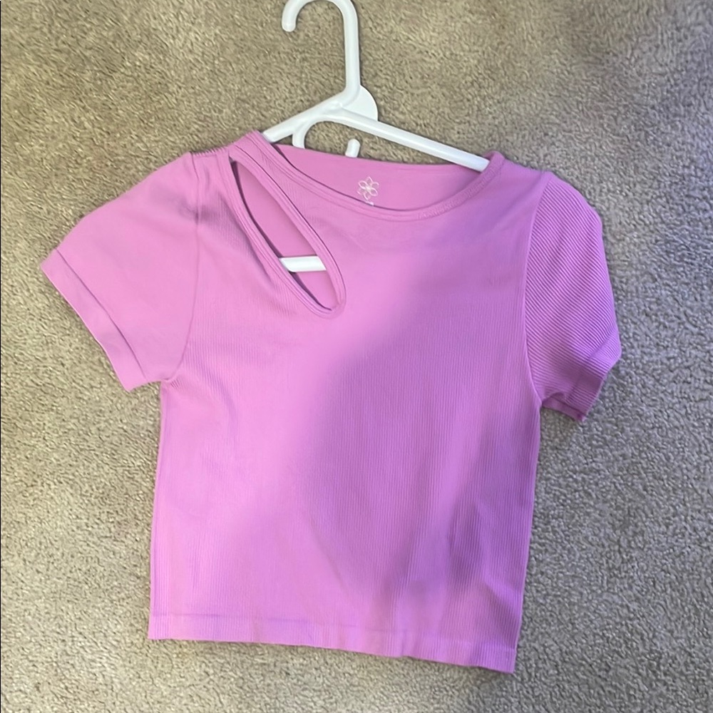 Worn once. Pink Cutout Short Sleeve Top ribbed
